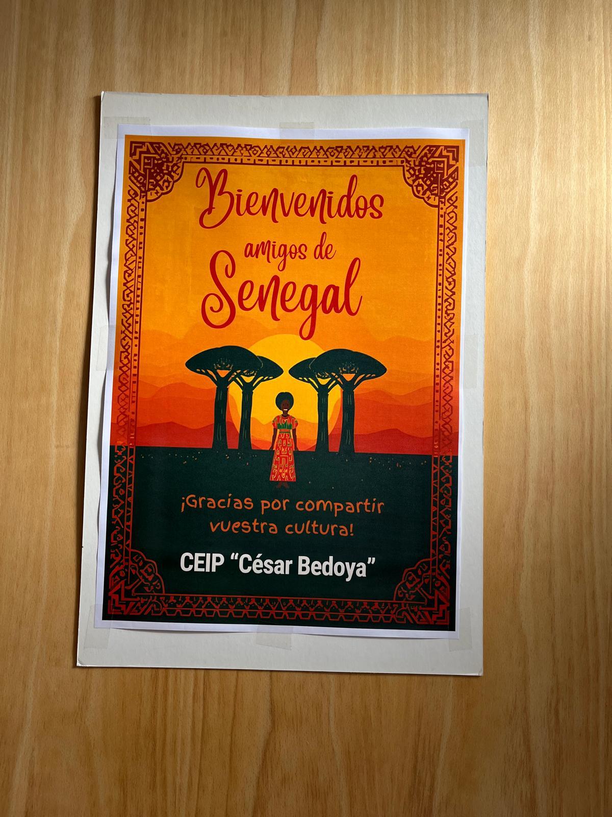 Cartel «Bienvenidos amigos de Senegal» — CEIP César Bedoya